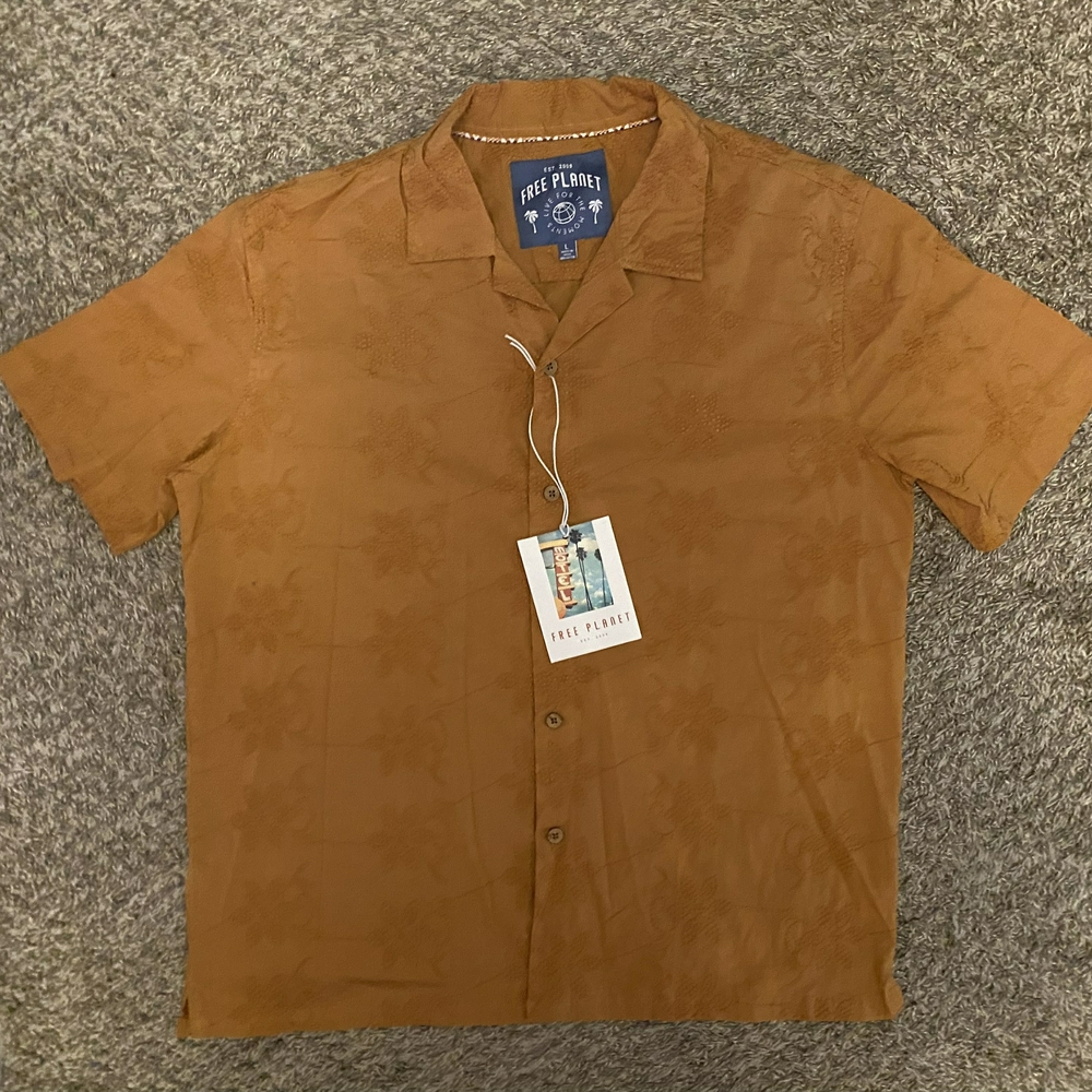 Free Planet Live For The Moments Men's Pastry Shell Orange Button Down Shirt L